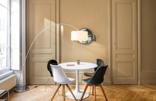 Bellecour - Hotel Dieu Apartment | Honorê - Suite Barre
