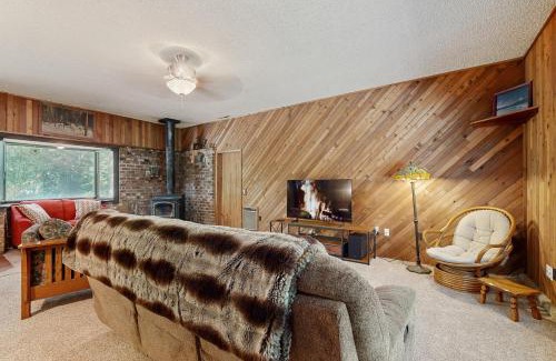 Welches House | Hood Hideout