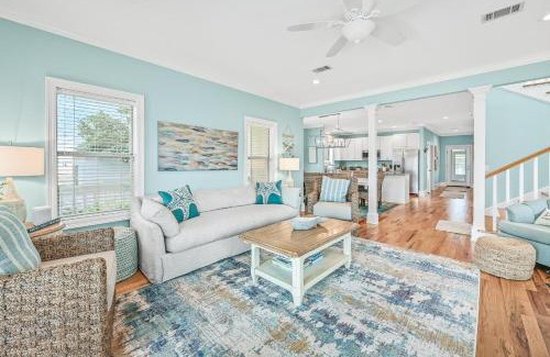 Crystal Beach House | Hook Wine and Sinker