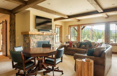 Big Sky House | Hoos Views