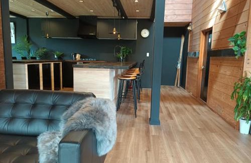 Niseko Cabin | Hooting Owl private ski chalet