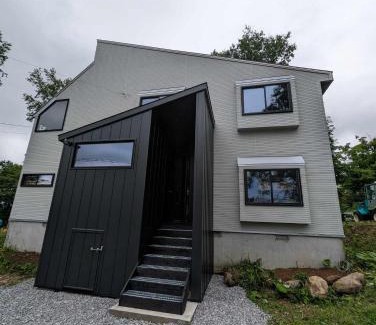 Niseko Cabin | Hooting Owl private ski chalet