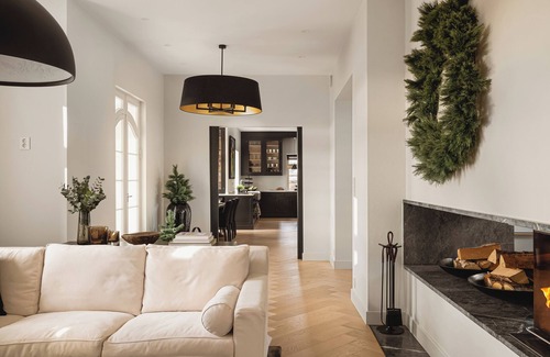 Fana House | Hop Luxury Villa. A blend of exclusivity and comfort.