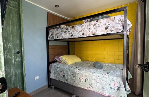 Salas House | HOP MANGO exclusiva casa de campo