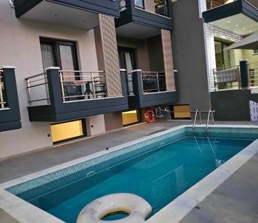 Asprovalta Apartment | Horeizons Modern Living