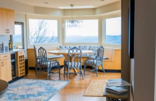Afton House | Horizen House