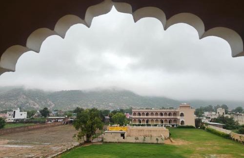 Pushkar Resort | Horizon Banquet Pushkar-with Mountain View