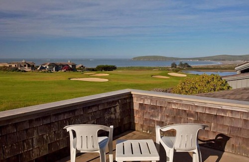 Bodega Bay House | Horizon - On the 15th fairway, nice views, great rooftop deck.