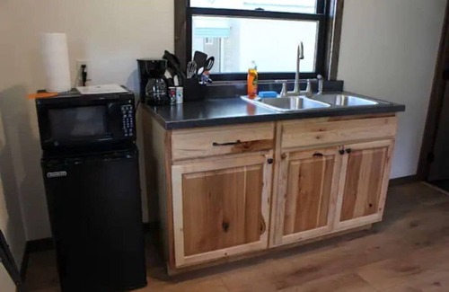 Rapid City Cabin | Horse Creek Resort - Cabin 3