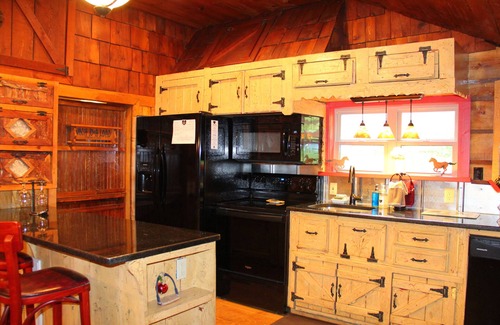 Clyde House | Horse Shoe Cottage