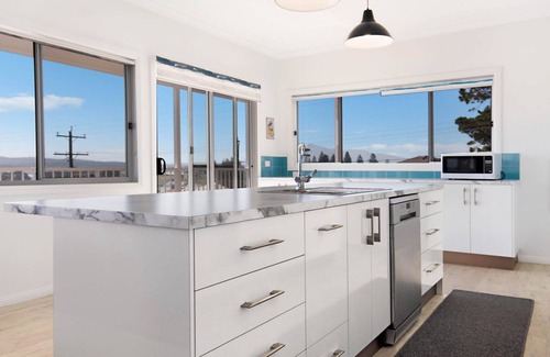 Bermagui Apartment | Horseshoe Bay House - Apartment 1 - Position & views!