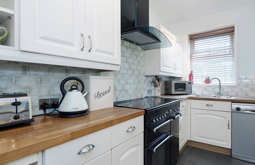 Saham Toney Cottage | Horseshoe House - UKC2743