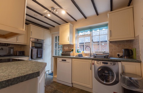 Walkford Cottage | 'Horseshoe Lodge', Character Lodge in Highcliffe on Sea