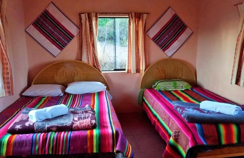 Llachon Hotel | HOSPEDAJE-RESTAURANTE TITICACA