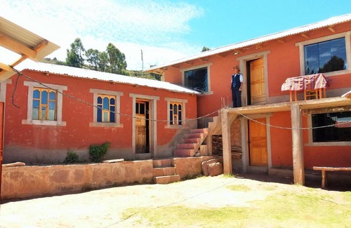 Llachon Hotel | HOSPEDAJE-RESTAURANTE TITICACA