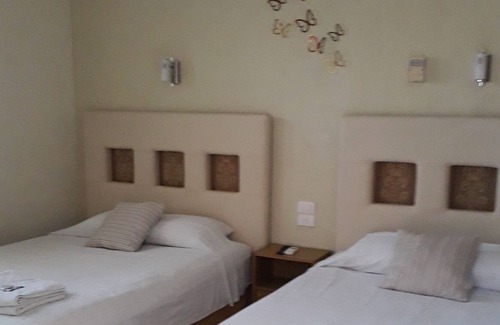 Celestun House | Hospedaje San Julio se encuentra en la zona turistica de la playa