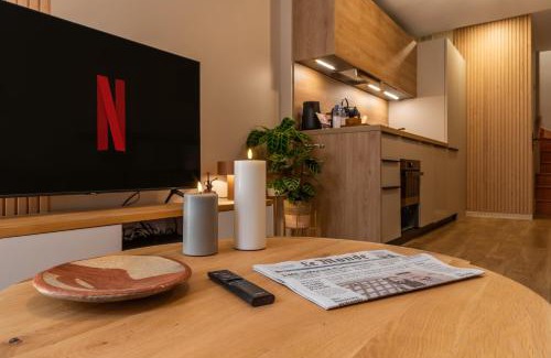 Moliere - Edgard Quinet Apartment | Host Inn - Duplex Insolite & Chic - Ancienne librairie