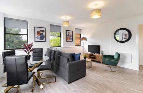 Taunton Apartment | Host Stay 52 Waterside Place
