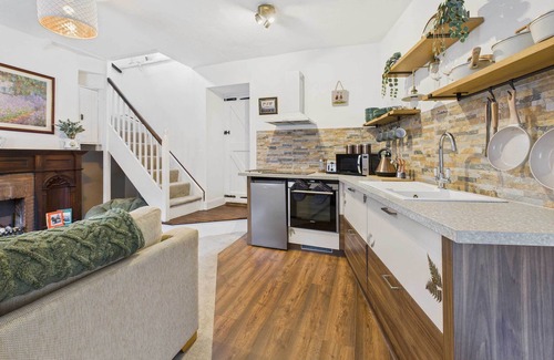 Rothbury House | Host & Stay | Brackenrigg Cottage