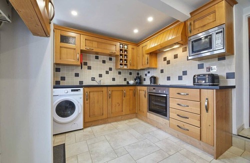 Barnard Castle House | Host & Stay | Cummins & Goings Cottage