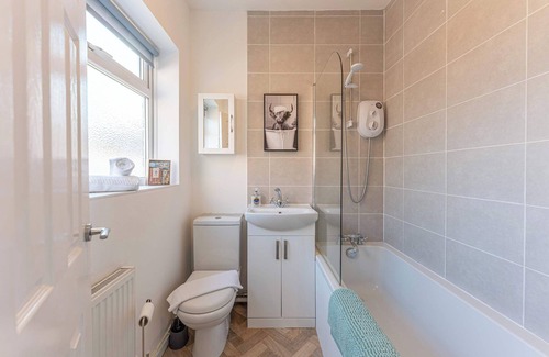Coventry House | Host & Stay | Farman Road
