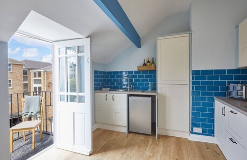 Saltburn-by-the-Sea Apartment | Host & Stay | Emerald Hideaway