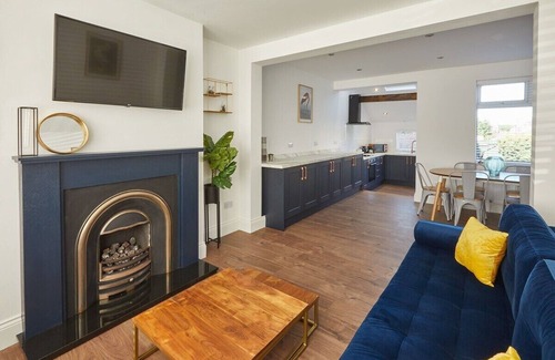 Saltburn-by-the-Sea House | Host & Stay | Montrose View