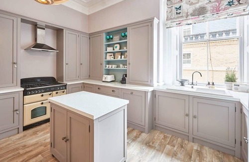 Saltburn-by-the-Sea Apartment | Host & Stay | The Zetland Apartment