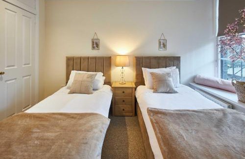 Berwick-upon-Tweed Apartment | Host & Stay - Hide Hill Apartments