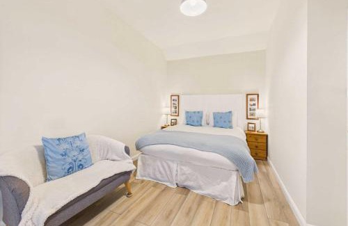 Easington House | Host & Stay - Lane Farm Cottage