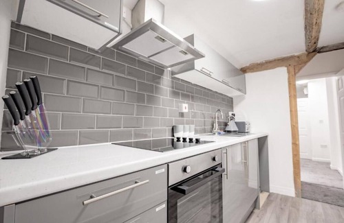 Worcester Condo | Host & Stay | New Street Dwelling