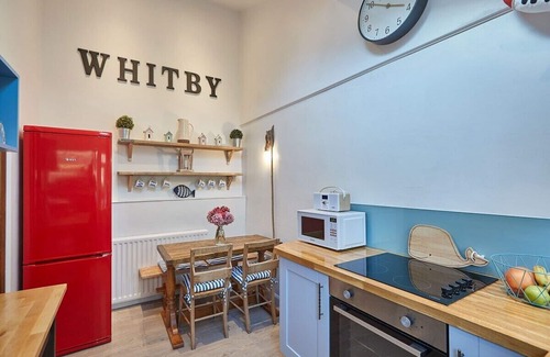 Whitby House | Host & Stay | No 3 Sandside