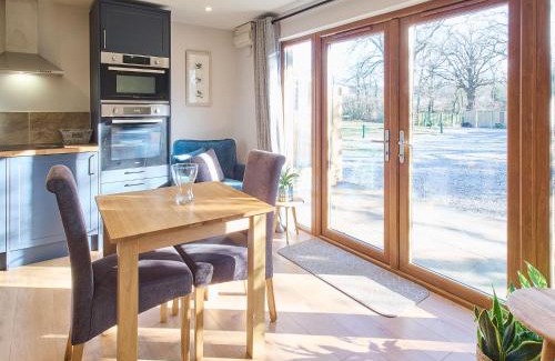 Aldington House | Host & Stay - Oak Barn