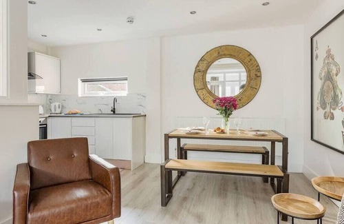 RopeWalks Apartment | Host & Stay | Slater Street Apartments V