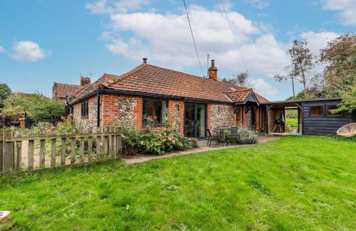 Holt House | Host & Stay - The Old Church Hall