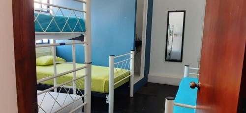 Crucecita House | Hostal Azul y Blanco