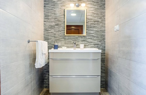 Tarragona Hotel | Hostal El Patio de la Luna by Vivere Stays