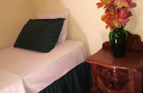 Santa Clara Bed & Breakfast | Hostal La Esmeralda