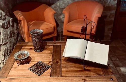 Fortanete House | Hostal La Muralla