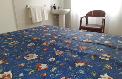 Pineda de Mar House | Hostal Margarita