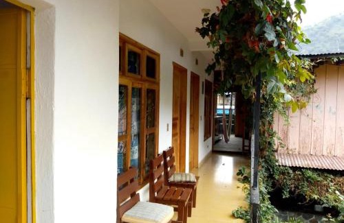 Panajachel Hotel | Hostal Mario's Rooms