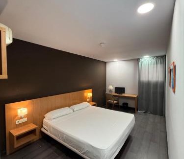 Casco Historico de Vallecas Hotel | Hostal Mediterranea