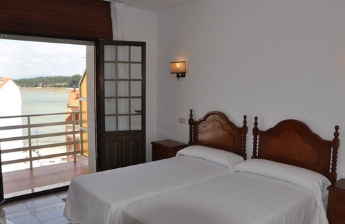 O Grove Bed & Breakfast | Hostal Mourelos