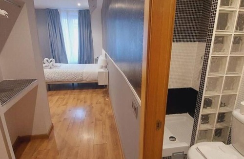 Malasana House | Hostal New Life Madrid