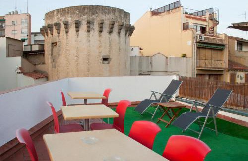 Arenys de Mar House | Hostal Portofino