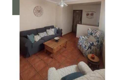 Cuevas de San Marcos House | Hostal R-Conecta