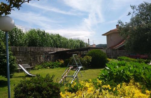 Tomino House | Hostal - Restaurante Casa Cuña