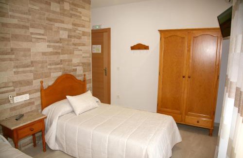 Pozo Alcon House | Hostal Restaurante Grela