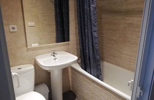 El Raval House | Hostal River