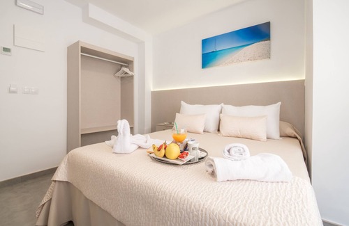 Cruz de Humilladero Hotel | Hostal Romerito